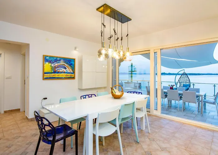 3 Bedroom Pet Friendly In Vikendica *