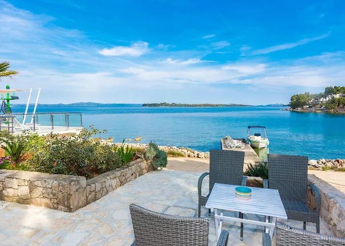 3 Bedroom Pet Friendly In * Žman