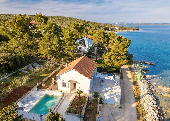 3 Bedroom Pet Friendly In Сasa de vacaciones Žman