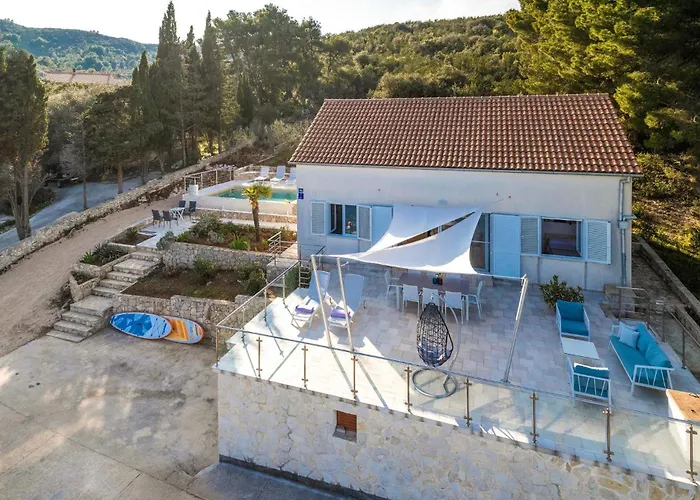 Сasa de vacaciones 3 Bedroom Pet Friendly In Žman