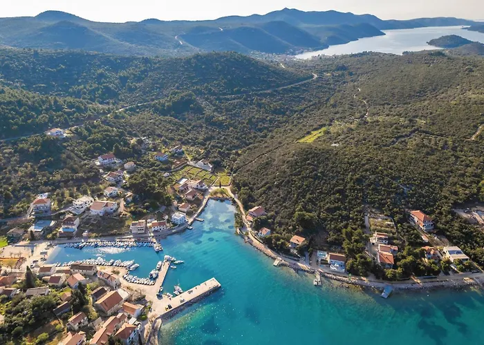 Сasa de vacaciones 3 Bedroom Pet Friendly In *