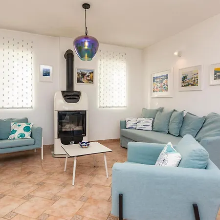 3 Bedroom Pet Friendly In بيت للعطل *